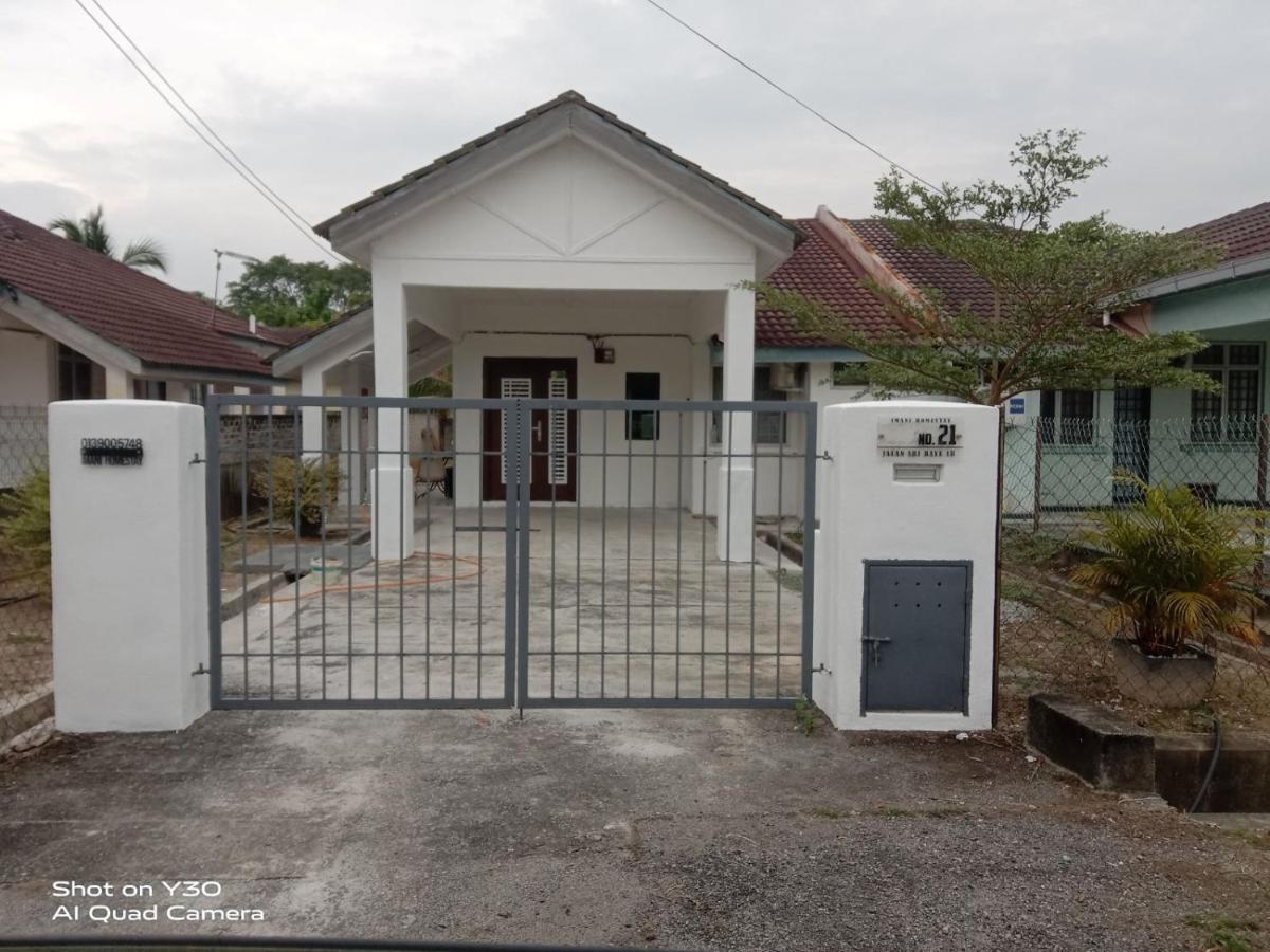 Imani Homestay Beach Gateway Bagan Lalang カンポン・バガン・ララン エクステリア 写真