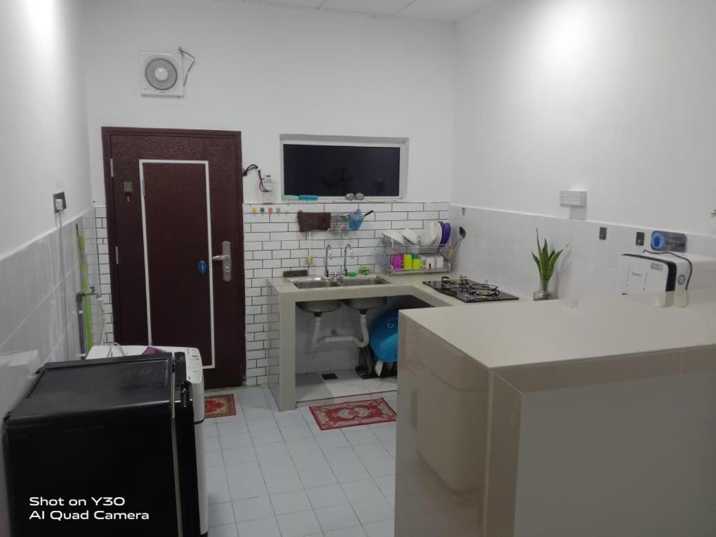 Imani Homestay Beach Gateway Bagan Lalang カンポン・バガン・ララン エクステリア 写真